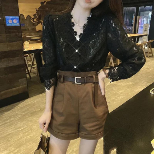 加肥加大碼女裝胖妹妹洋氣寬松蕾絲t恤打底衫百搭顯瘦長袖v領上衣 加肥加大碼女裝胖妹妹洋氣寬松蕾絲t恤打底衫百搭顯瘦長袖v領上衣