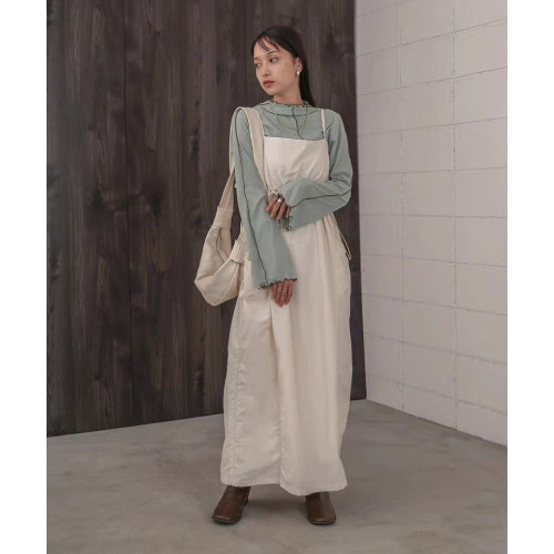 ins秋季新款設計感微喇叭袖小高領透視上衣T恤女木耳邊打底衫