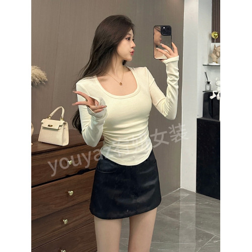 大碼胖mm純色磨毛內搭U領修身長袖T恤女秋冬甜辣妹褶皺打底衫上衣