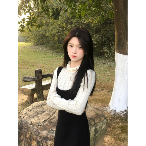 法式赫本風套裝黑色背心連衣裙女秋冬白色內搭毛衣針織上衣兩件套