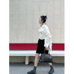 早秋白色極簡大版襯衫女春秋季寬松休閒BF風濶版襯衣oversize上衣