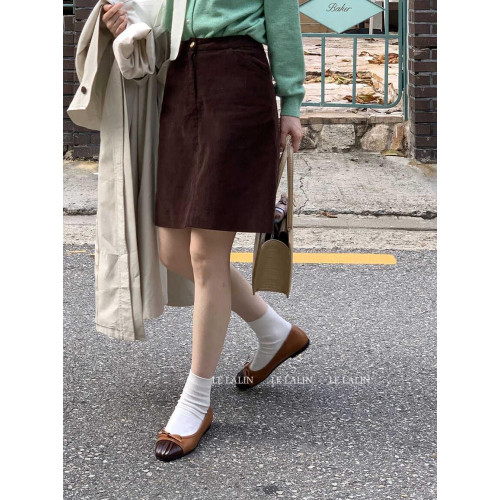 咖色燈芯絨a字裙女胖mm秋冬高腰顯瘦半身中裙百搭加長配靴子短裙 咖色燈芯絨a字裙女胖mm秋冬高腰顯瘦半身中裙百搭加長配靴子短裙