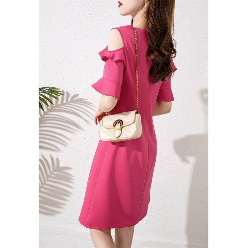 法式氣質連衣裙女2025夏季新款黑色高級感露肩荷葉袖中長款a字裙