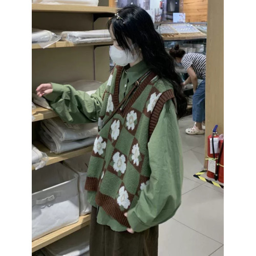 胖MM200斤特大碼套裝甜美小花拼色曡穿針織毛衣馬甲背心綠色襯衫