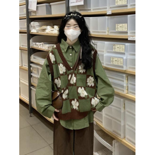胖MM200斤特大碼套裝甜美小花拼色曡穿針織毛衣馬甲背心綠色襯衫