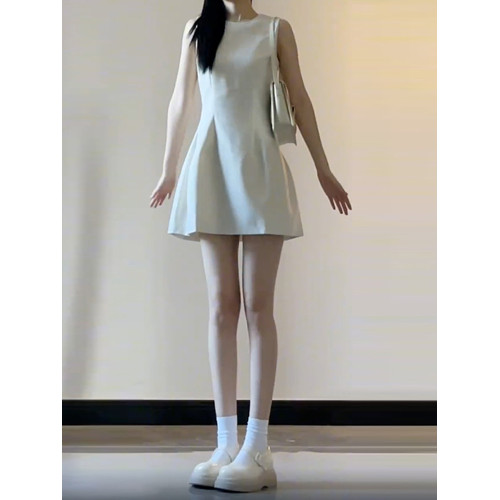 法式白色無袖背心連衣裙子女夏季2025新款小個子收腰氣質a字短裙