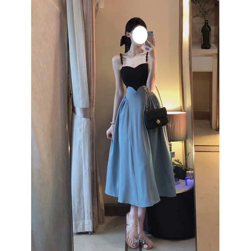 露背吊帶連衣裙夏季法式收腰高級感赫本風別致漂亮溫柔氣質小禮裙 露背吊帶連衣裙夏季法式收腰高級感赫本風別致漂亮溫柔氣質小禮裙