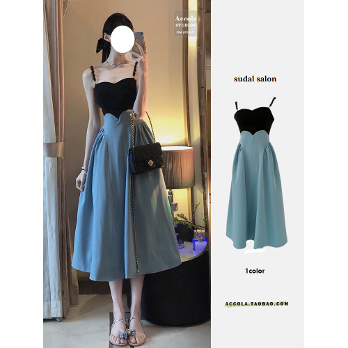 露背吊帶連衣裙夏季法式收腰高級感赫本風別致漂亮溫柔氣質小禮裙 露背吊帶連衣裙夏季法式收腰高級感赫本風別致漂亮溫柔氣質小禮裙