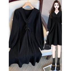 法式洋氣純色時髦高級感女胖MM300斤加大碼秋冬V領遮肉針織毛衣裙