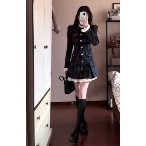 韓劇女主穿搭學院風連衣裙氣質高級感超好看格子百褶裙2025年新款