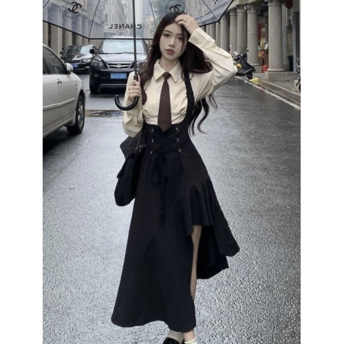 甜美學院風不規則背帶掛脖連衣裙女秋季新款設計高級感JK製服套裝
