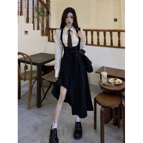 甜美學院風不規則背帶掛脖連衣裙女秋季新款設計高級感JK製服套裝
