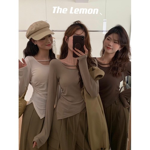 甜辣風卡其色不規則內搭打底衫女春秋季修身緊身正肩長袖T恤上衣 甜辣風卡其色不規則內搭打底衫女春秋季修身緊身正肩長袖T恤上衣