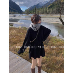 赫本風收腰針織連衣裙女秋冬新款設計感寬松顯瘦打底內搭毛衣短裙