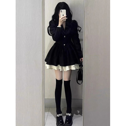 小香風黑色西裝連衣裙女早春廳裡廳氣收腰小個子生日公主蓬蓬裙潮