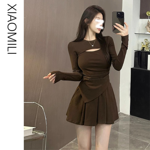 小心機鏤空針織連衣裙女秋季修身不規則長袖上衣短裙套裝兩件套冬