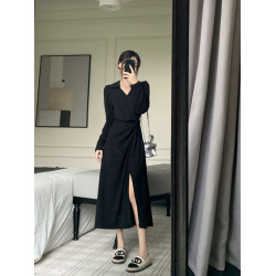 大碼女裝胖mm赫本風法式V領長袖性感開叉連衣裙早秋收腰顯瘦長裙