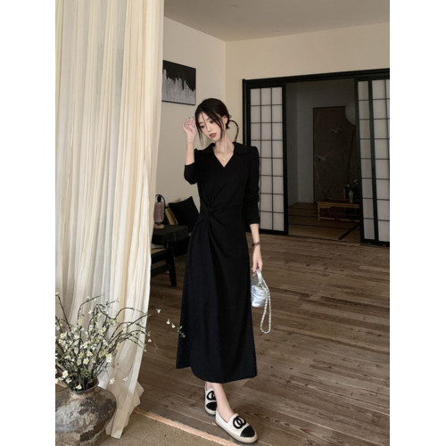 大碼女裝胖mm赫本風法式V領長袖性感開叉連衣裙早秋收腰顯瘦長裙 大碼女裝胖mm赫本風法式V領長袖性感開叉連衣裙早秋收腰顯瘦長裙