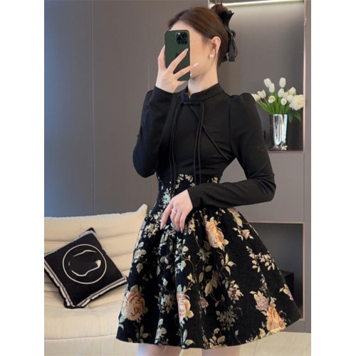 春秋季新品法式赫本風拼色復古連衣裙秋小衆收腰假兩件短裙拼接裙 春秋季新品法式赫本風拼色復古連衣裙秋小衆收腰假兩件短裙拼接裙