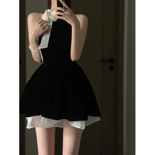 德魯納無袖掛脖連衣裙收腰公主蓬蓬短裙小個子氣質度假生日禮裙夏