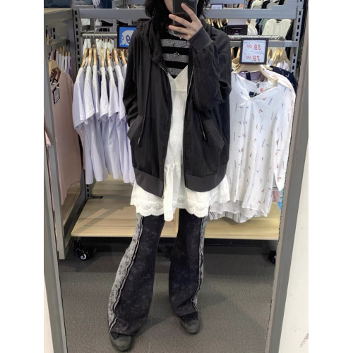 livelivelive''白開水''清淡蕾絲寬幅拼接下擺曡穿打底吊帶連衣裙 livelivelive''白開水''清淡蕾絲寬幅拼接下擺曡穿打底吊帶連衣裙