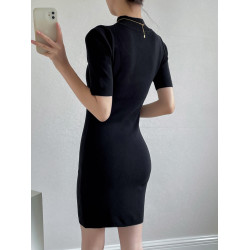 黑色針織連衣裙女春秋修身緊身包臀小個子氣質小黑裙連身裙短款