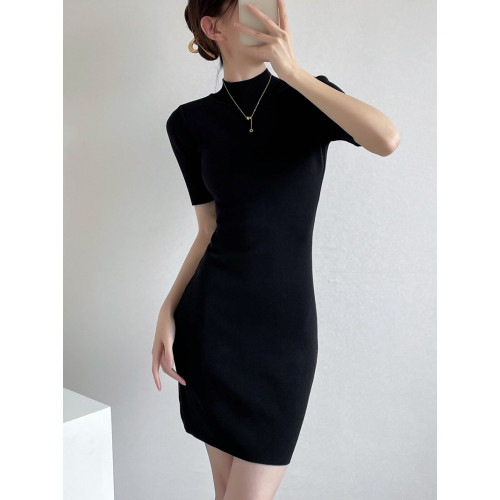 黑色針織連衣裙女春秋修身緊身包臀小個子氣質小黑裙連身裙短款