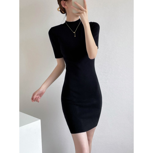 黑色針織連衣裙女春秋修身緊身包臀小個子氣質小黑裙連身裙短款