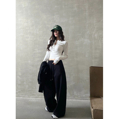 辣妹白色v領內搭打底衫女春秋季純棉正肩長袖t恤修身緊身短款上衣 辣妹白色v領內搭打底衫女春秋季純棉正肩長袖t恤修身緊身短款上衣