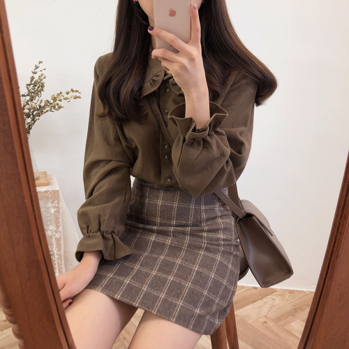 秋冬新款韓版木耳邊娃娃領寬松打底長袖襯衫女職業白色設計感小衆