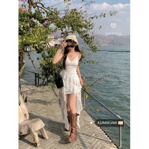 白色蕾絲吊帶連衣裙女夏季設計感不規則荷葉邊裙氣質氛圍感a字裙