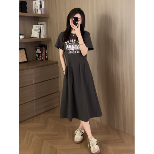 韓版復古印花收腰褶皺連衣裙女2025夏季小個子遮肉顯瘦休閒t恤裙