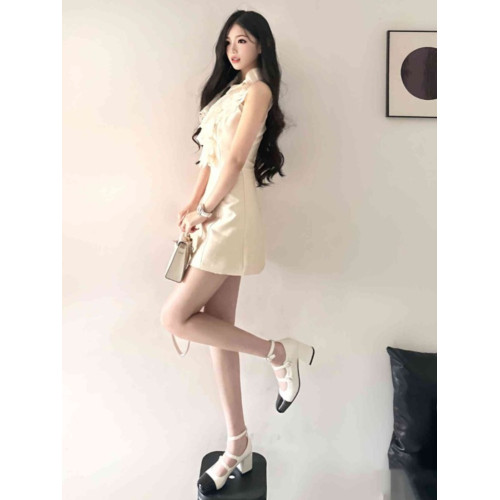 miu裡miu氣穿搭韓系蕾絲掛脖連衣裙女夏季高級感法式氣質a字裙子