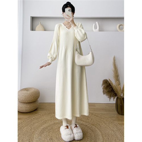 秋冬新款寬松顯瘦長袖針織連衣裙高級感長款打底內搭毛衣裙女長裙