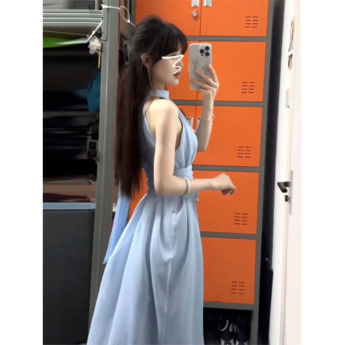 藍色法式無袖掛脖露肩連衣裙子女夏季2025新款氣質海邊小個子長裙 藍色法式無袖掛脖露肩連衣裙子女夏季2025新款氣質海邊小個子長裙
