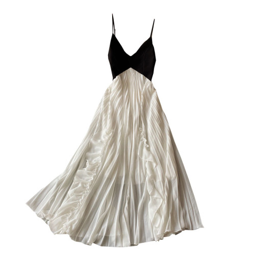 馬爾代夫海邊沙灘裙新款吊帶露背度假旅遊百褶連衣裙超仙大擺長裙