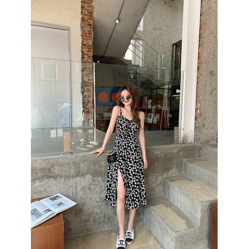 吊帶碎花連衣裙女2025新款春夏法式顯瘦設計感小個子印花打底裙子