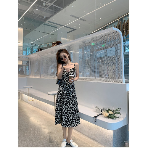 吊帶碎花連衣裙女2025新款春夏法式顯瘦設計感小個子印花打底裙子