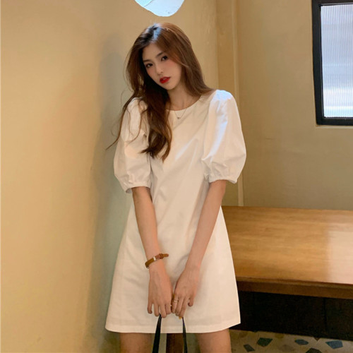 夏季2025新款大碼女裝胖mm寬松遮肚顯瘦方領泡泡袖超仙氣質連衣裙