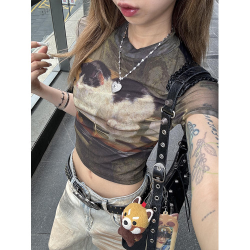 美式復古辣妹小貓正肩短袖t恤女夏季短款獨特別致小衆設計感上衣 美式復古辣妹小貓正肩短袖t恤女夏季短款獨特別致小衆設計感上衣