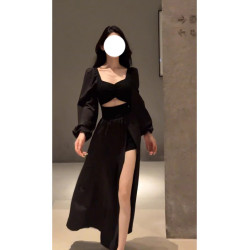 赫本風氣質方領鏤空長袖連衣裙女收腰開叉顯瘦大擺長裙子早秋女裝