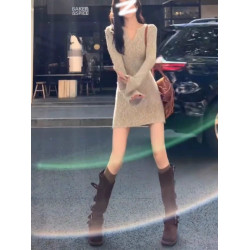 打底V領針織連衣裙女秋冬季配大衣內搭毛衣裙修身內搭包臀短裙子