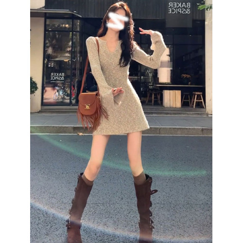 打底V領針織連衣裙女秋冬季配大衣內搭毛衣裙修身內搭包臀短裙子