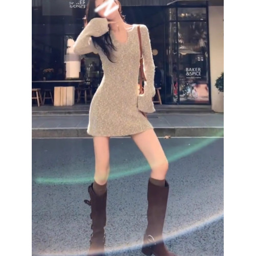 打底V領針織連衣裙女秋冬季配大衣內搭毛衣裙修身內搭包臀短裙子