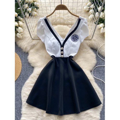 名媛性感V領低胸短袖連衣裙女夜店風收腰顯瘦a字蹦迪短裙辣妹裙子