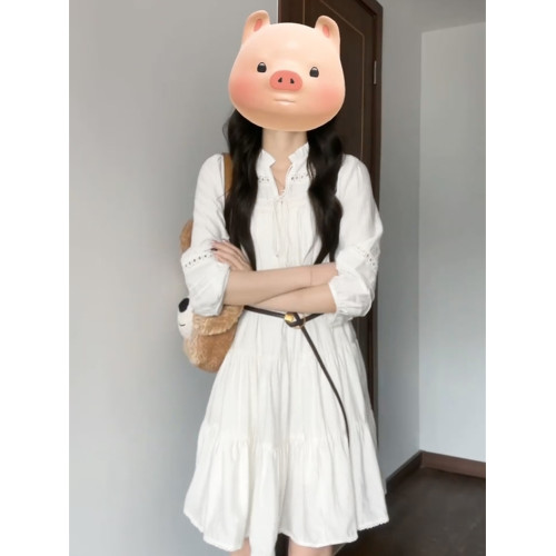 法式茶歇白色系帶V領腰帶鏤空連衣裙子女夏收腰顯瘦2025早秋新款