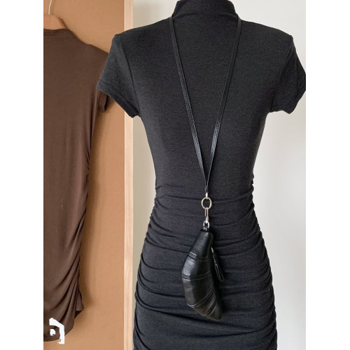 韓版溫柔輕熟高領修身打底T恤連衣裙2025春夏新款短袖包臀短裙女 韓版溫柔輕熟高領修身打底T恤連衣裙2025春夏新款短袖包臀短裙女