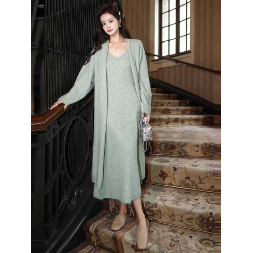 法式溫柔風奶系穿搭毛衣針織連衣裙套裝春秋開衫吊帶長裙兩件套女