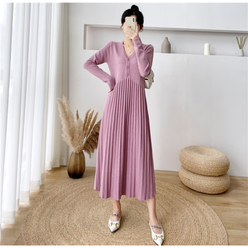 大碼裙子長款減齡氣質毛衣裙女秋冬經典款極簡優雅針織V領連衣裙