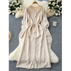 溫柔風ins針織連衣裙女秋冬甜美鏤空鉤花針織燈籠袖綁帶收腰長裙